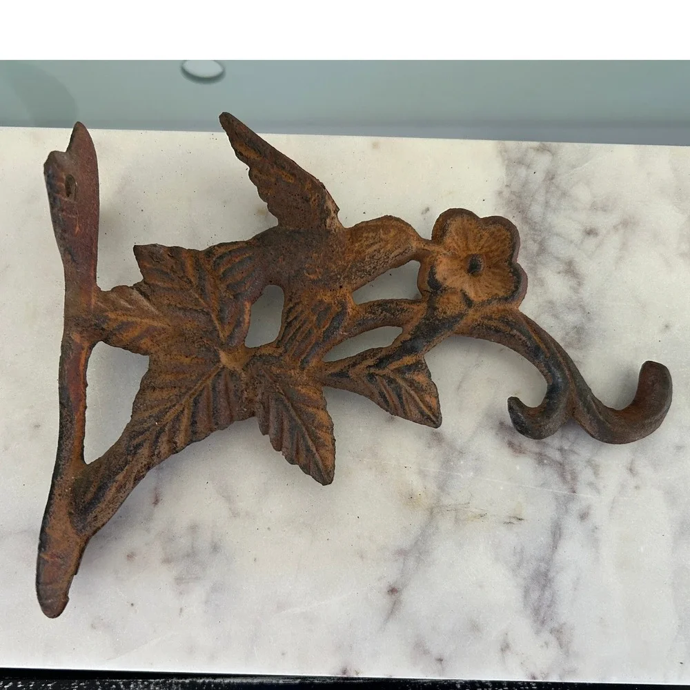 Vintage Cast Iron Hummingbird Wall Hook Rustic Brown Floral Garden Decor 7.5in